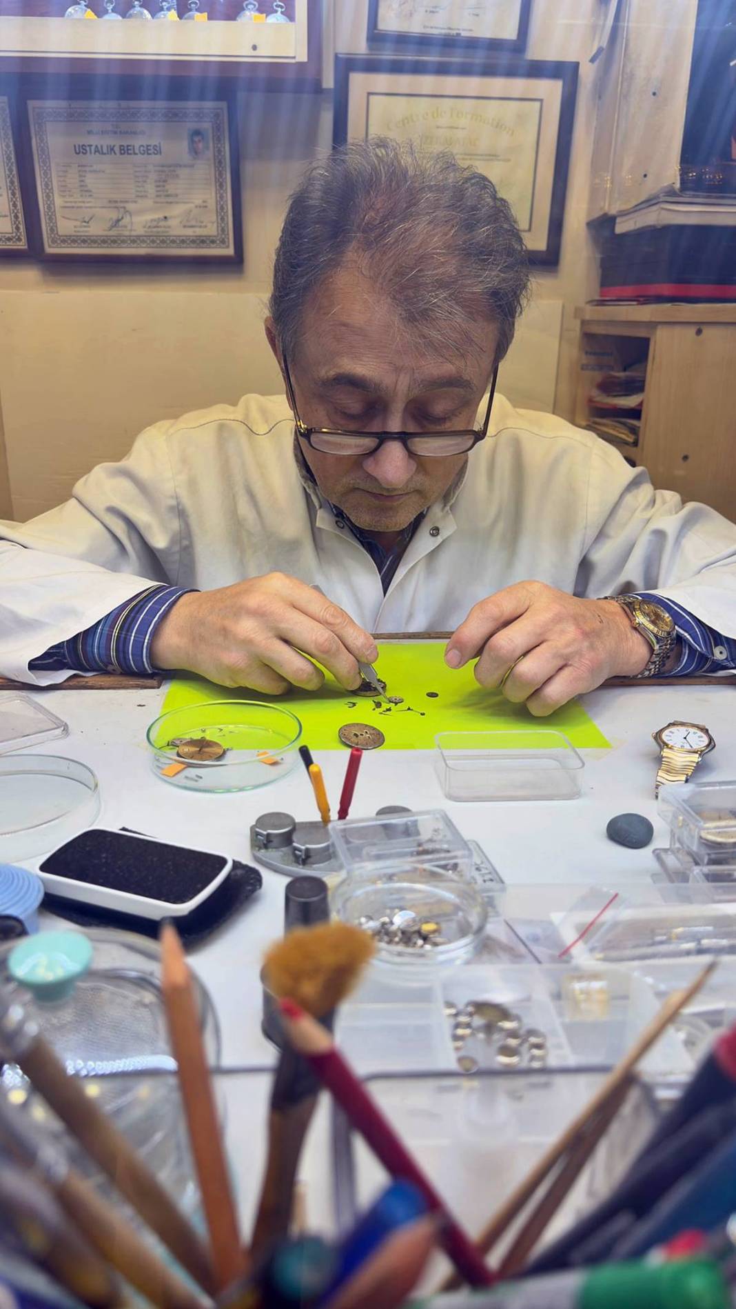 İsviçreliler kendi ürettikleri saatleri tamir ettirmek için Türkiye'ye getiriyor 1